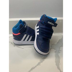 ✨ Adidas boys 10k High top sneakers✨